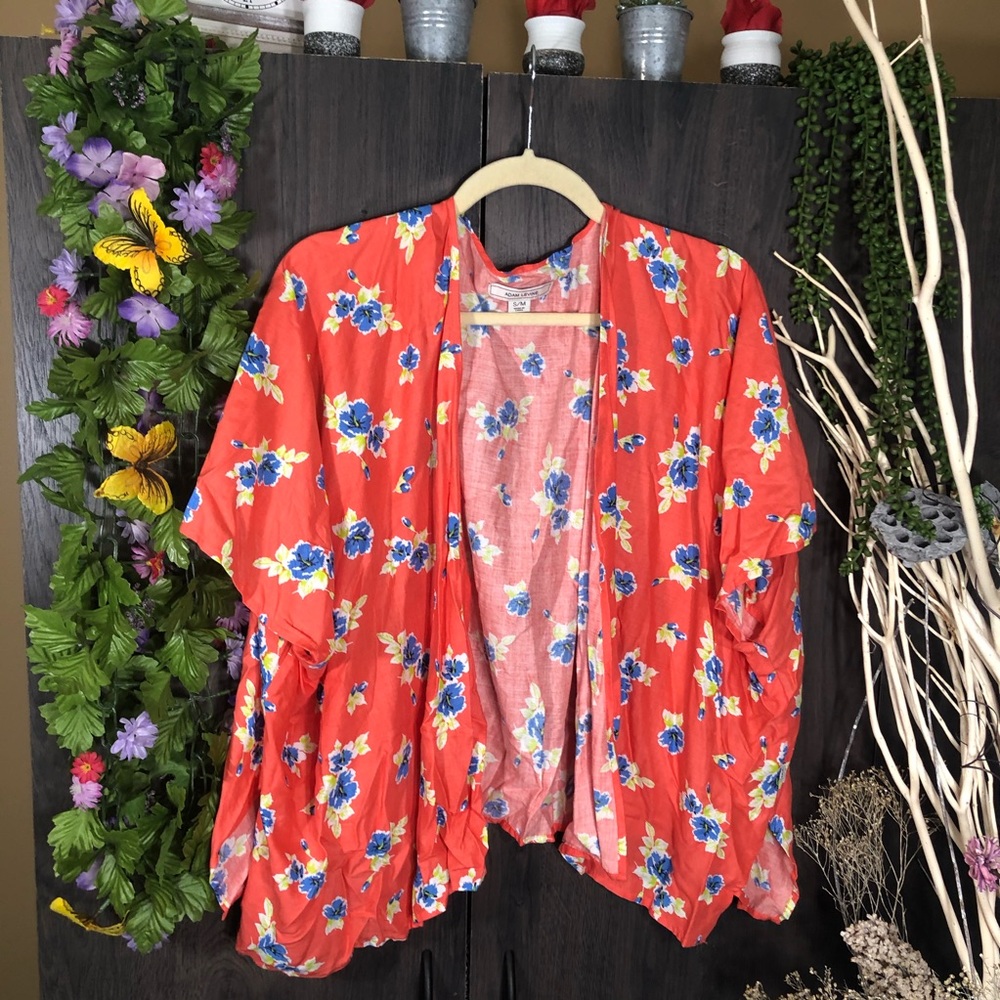 !🌸5/$25🌸Adam Levine Floral Open Front Short Sleeved Kimono Medium
